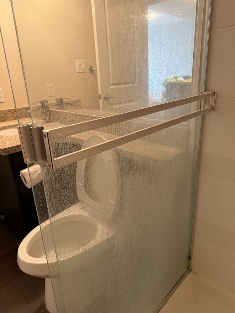 Shower glass before cleaning